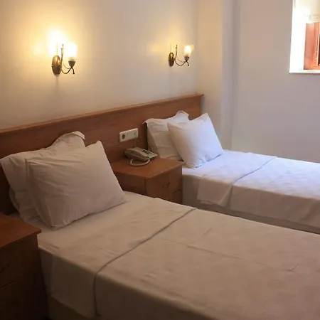 Sizmahan Hotel * Айвалык
