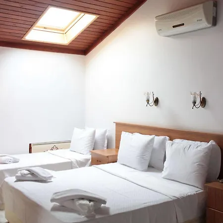 Sizmahan Hotel *